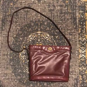 Vintage Original Etienne Aigner satchel purse